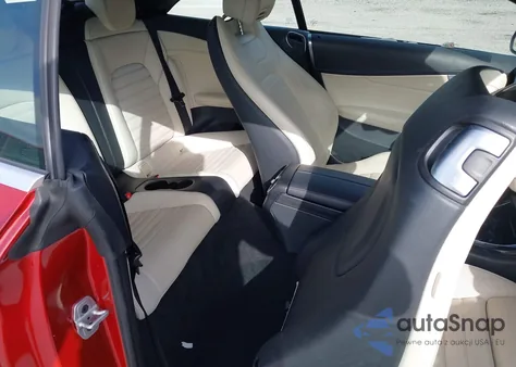 2017 Mercedes-Benz C 300 z USA, uszkodzony, nr VIN WDDWK4JB0HF507393